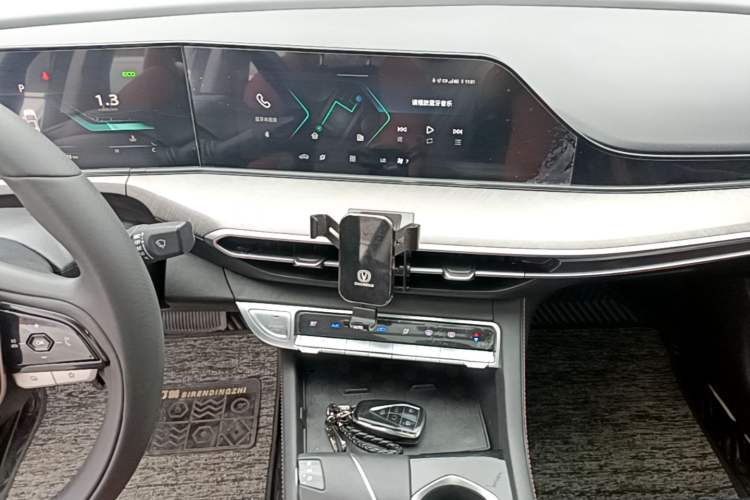 Used CHANGAN Eado 2022 PLUS Blue Whale NE 1.4T GDI DCT Flagship Edition Audio And AC Panel