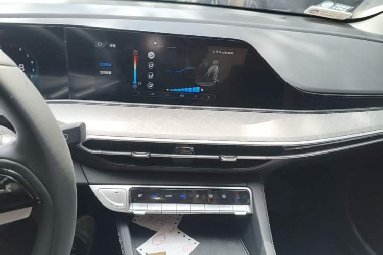 Used CHANGAN Eado 2022 PLUS Blue Whale NE 1.4T GDI DCT Prestige Edition Audio And AC Panel