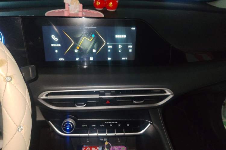Used CHANGAN Eado 2022 PLUS 1.6L GDI CVT Luxury Model Audio And AC Panel