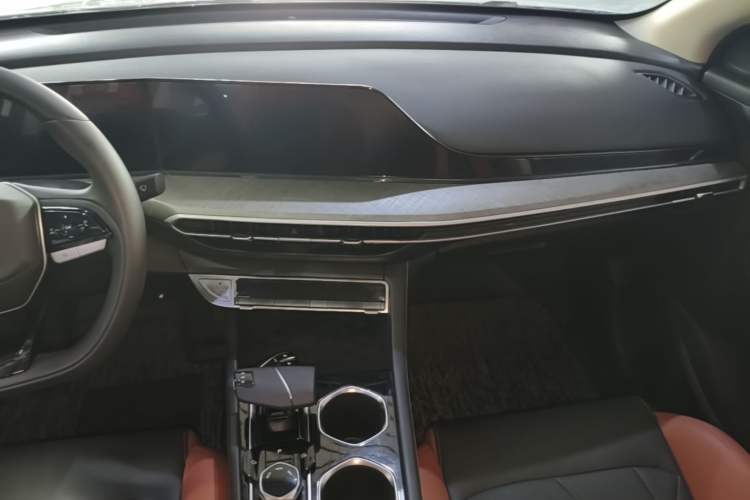 Used CHANGAN Eado 2022 PLUS Blue Whale NE 1.4T GDI DCT Prestige Edition Audio And AC Panel