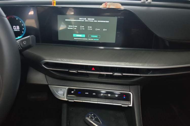 Used CHANGAN Eado 2022 PLUS Blue Whale NE 1.4T GDI DCT Prestige Edition Audio And AC Panel