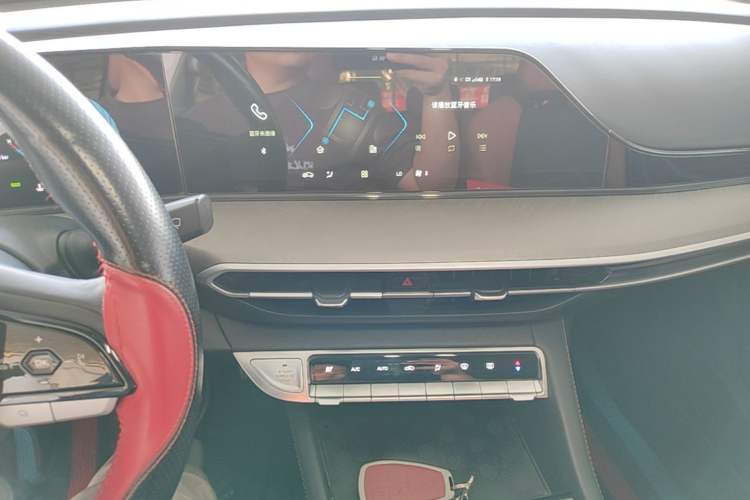 Used CHANGAN Eado 2022 PLUS Blue Whale NE 1.4T GDI DCT Prestige Edition Audio And AC Panel