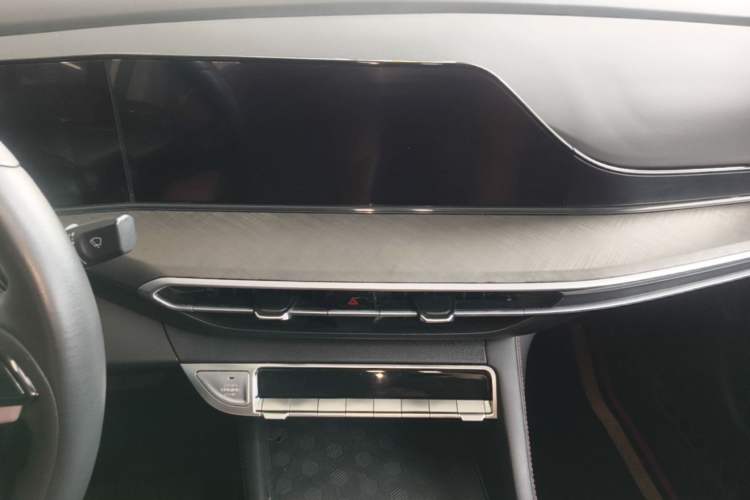 Used CHANGAN Eado 2022 PLUS Blue Whale NE 1.4T GDI DCT Prestige Edition Audio And AC Panel