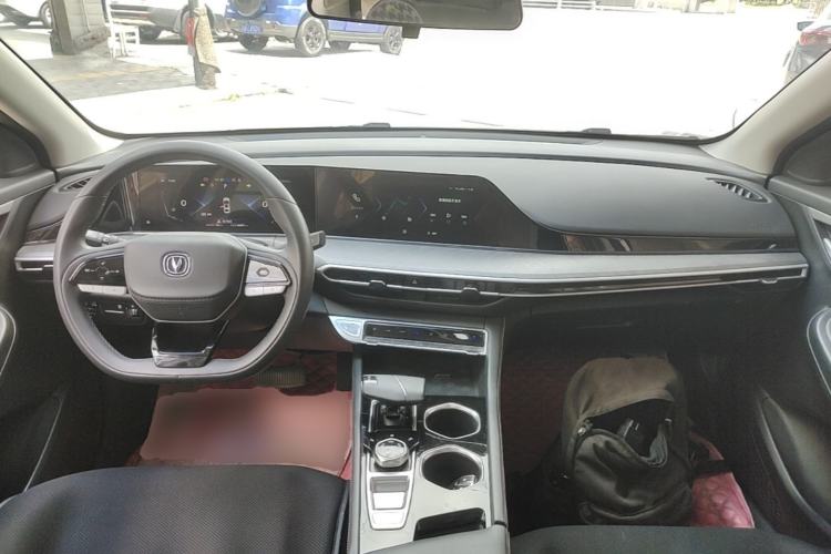Used CHANGAN Eado 2022 PLUS Blue Whale NE 1.4T GDI DCT Flagship Edition Center Console