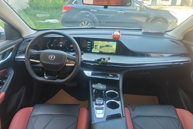 Used CHANGAN Eado 2022 PLUS Blue Whale NE 1.4T GDI DCT Prestige Edition Center Console