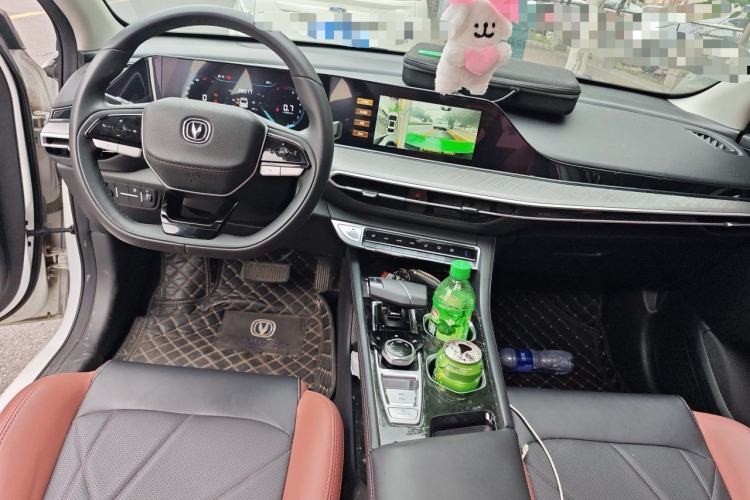 Used CHANGAN Eado 2022 PLUS Blue Whale NE 1.4T GDI DCT Prestige Edition Center Console