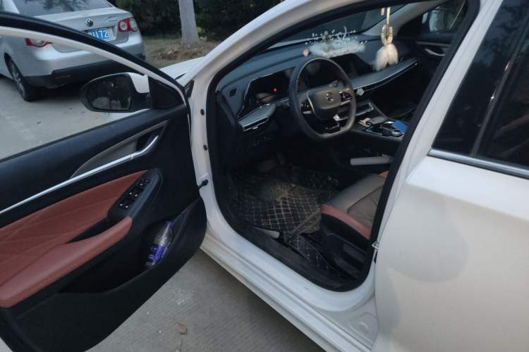 Used CHANGAN Eado 2022 PLUS Blue Whale NE 1.4T GDI DCT Prestige Edition Driver Seat