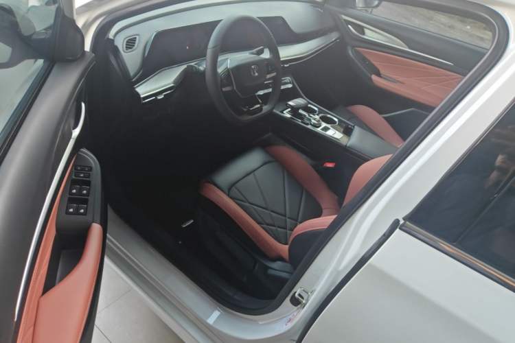 Used CHANGAN Eado 2022 PLUS Blue Whale NE 1.4T GDI DCT Prestige Edition Driver Seat