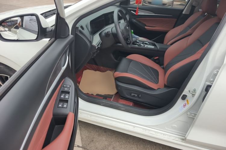 Used CHANGAN Eado 2022 PLUS Blue Whale NE 1.4T GDI DCT Flagship Edition Driver Seat