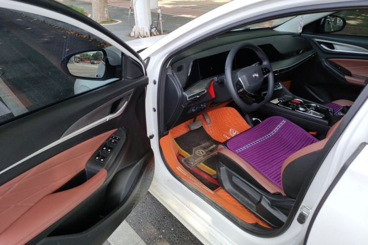 Used CHANGAN Eado 2022 PLUS Blue Whale NE 1.4T GDI DCT Prestige Edition Driver Seat