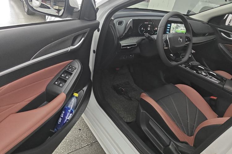 Used CHANGAN Eado 2022 PLUS Blue Whale NE 1.4T GDI DCT Prestige Edition Driver Seat
