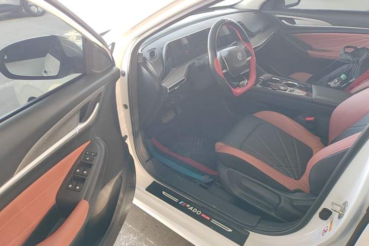 Used CHANGAN Eado 2022 PLUS Blue Whale NE 1.4T GDI DCT Prestige Edition Driver Seat