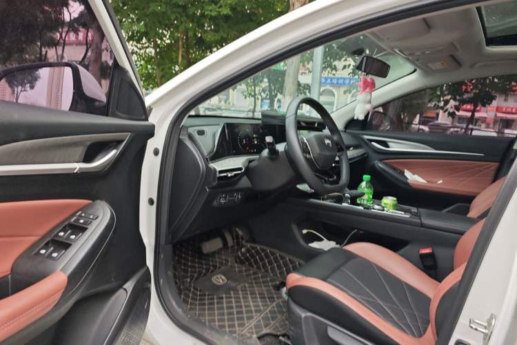 Used CHANGAN Eado 2022 PLUS Blue Whale NE 1.4T GDI DCT Prestige Edition Driver Seat