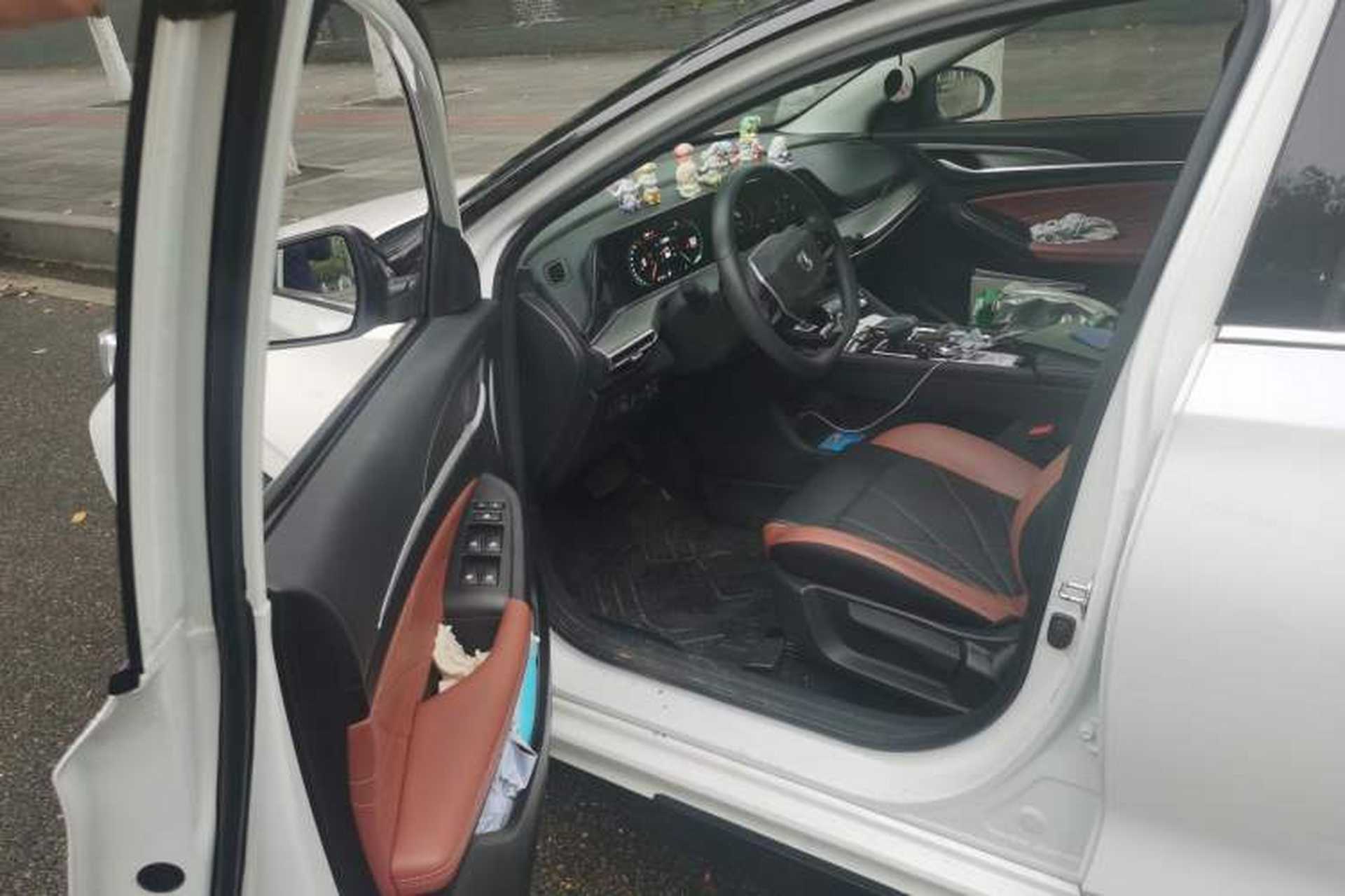 Used CHANGAN Eado 2022 PLUS Blue Whale NE 1.4T GDI DCT Prestige Edition Driver Seat