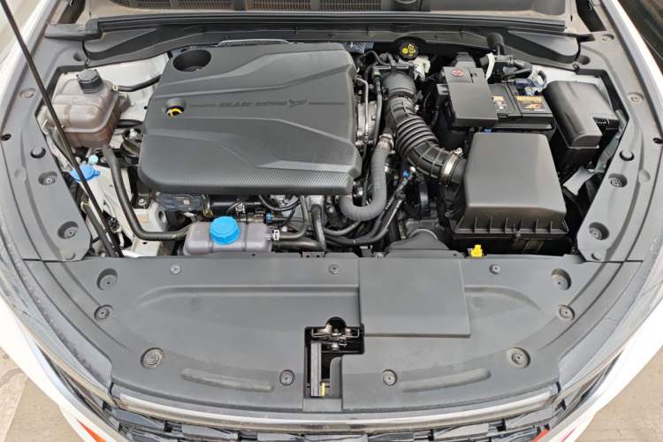 Used CHANGAN Eado 2022 PLUS Blue Whale NE 1.4T GDI DCT Prestige Edition Engine Bay