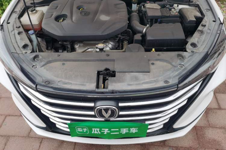 Used CHANGAN Eado 2022 PLUS 1.6L GDI Manual Luxury Model Engine Bay