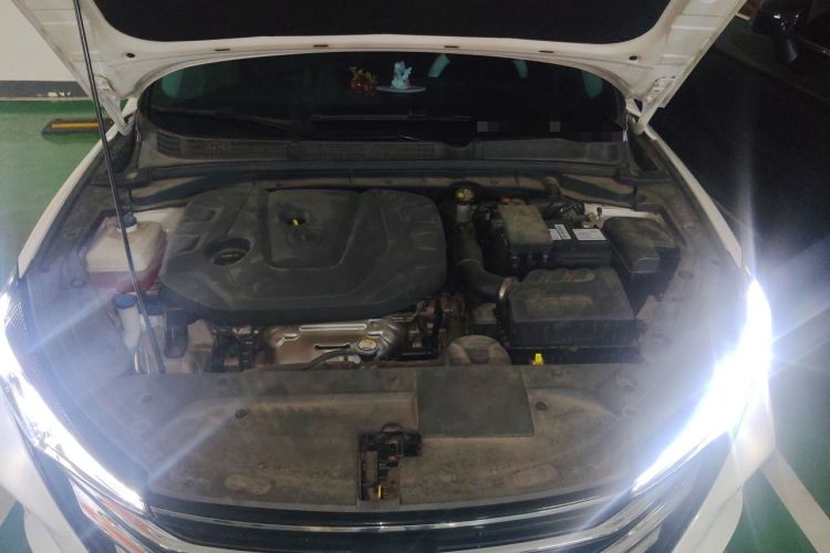 Used CHANGAN Eado 2022 PLUS 1.6L GDI CVT Luxury Model Engine Bay