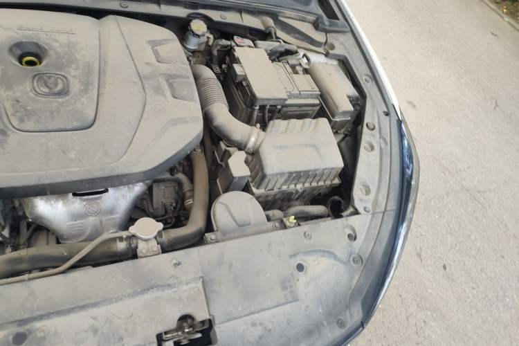 Used CHANGAN Eado 2022 PLUS 1.6L GDI CVT Luxury Model Engine Bay Left