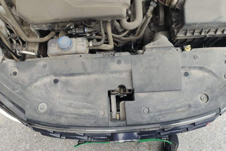 Used CHANGAN Eado 2022 PLUS Blue Whale NE 1.4T GDI DCT Prestige Edition Engine Bay