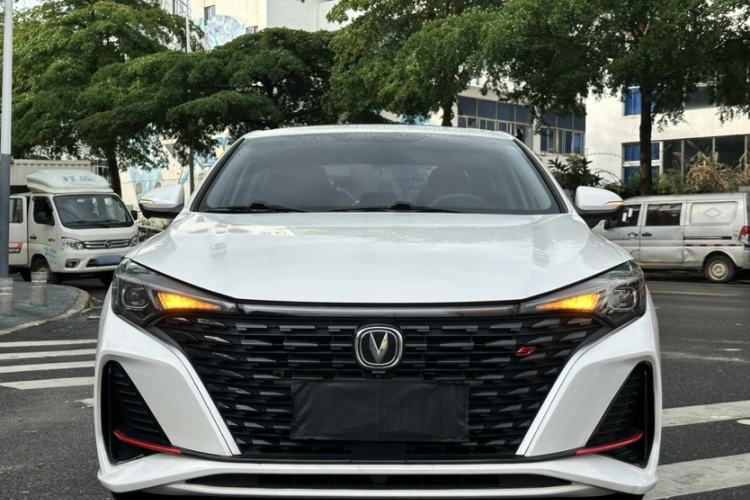 Used CHANGAN Eado 2022 PLUS Blue Whale NE 1.4T GDI DCT Prestige Edition Exterior 1