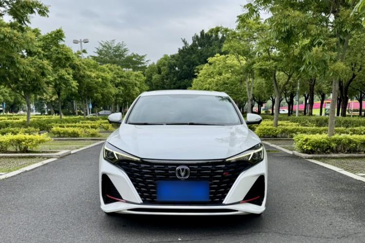 Used CHANGAN Eado 2022 PLUS Blue Whale NE 1.4T GDI DCT Prestige Edition Exterior 2