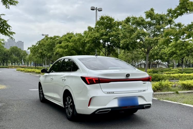 Used CHANGAN Eado 2022 PLUS Blue Whale NE 1.4T GDI DCT Prestige Edition Exterior 4