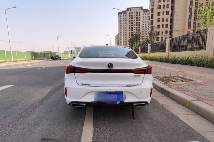 Used CHANGAN Eado 2022 PLUS Blue Whale NE 1.4T GDI DCT Prestige Edition Exterior 5