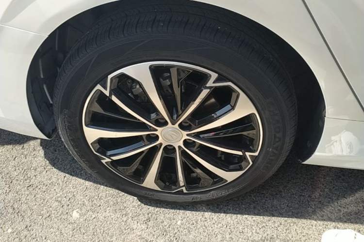 Used CHANGAN Eado 2022 PLUS Blue Whale NE 1.4T GDI DCT Flagship Edition Exterior 5