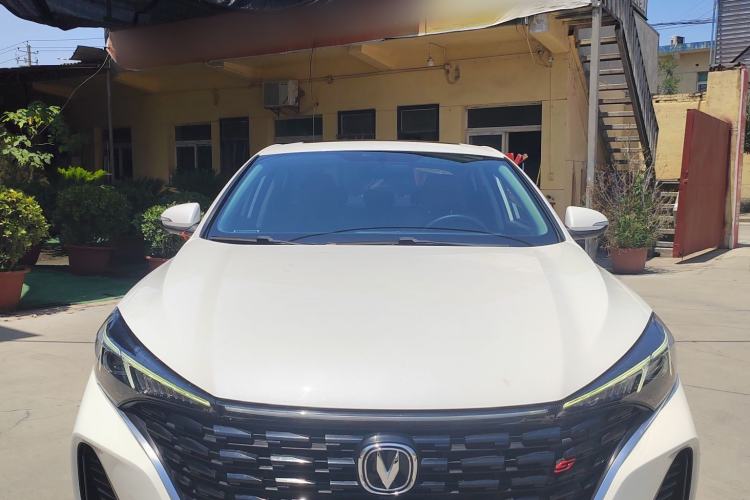 Used CHANGAN Eado 2022 PLUS Blue Whale NE 1.4T GDI DCT Prestige Edition Exterior 5
