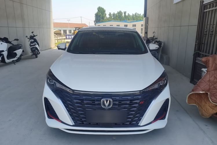 Used CHANGAN Eado 2022 PLUS Blue Whale NE 1.4T GDI DCT Prestige Edition Front