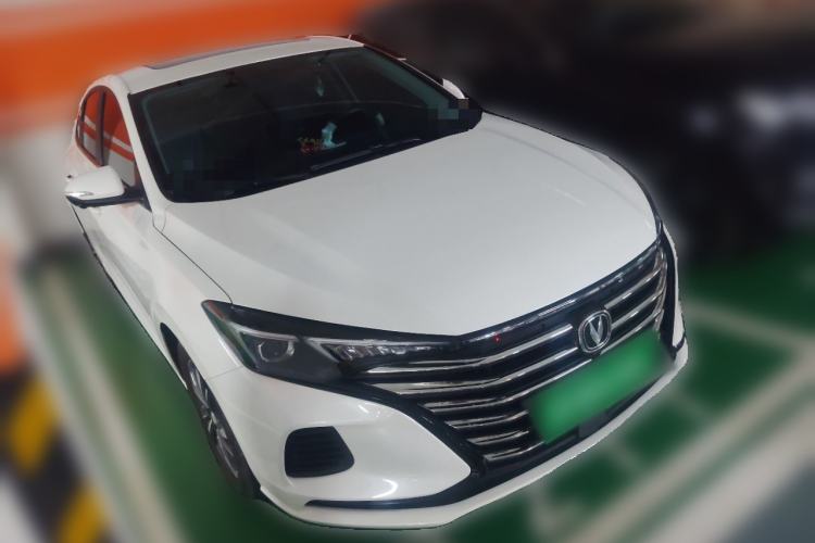 Used CHANGAN Eado 2022 PLUS 1.6L GDI CVT Luxury Model Front Right 45 Deg