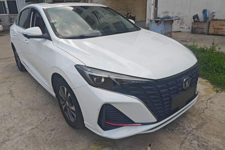 Used CHANGAN Eado 2022 PLUS Blue Whale NE 1.4T GDI DCT Prestige Edition Front Right 45 Deg