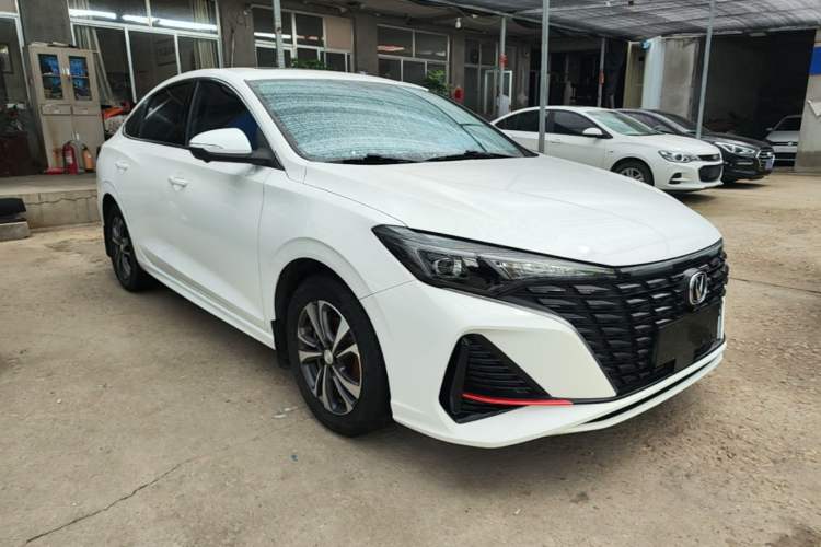 Used CHANGAN Eado 2022 PLUS Blue Whale NE 1.4T GDI DCT Prestige Edition Front Right 45 Deg