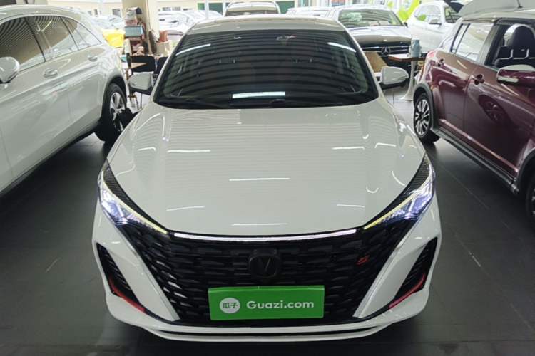 Used CHANGAN Eado 2022 PLUS Blue Whale NE 1.4T GDI DCT Prestige Edition Front