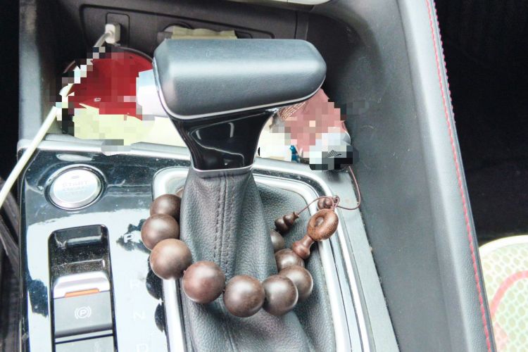Used CHANGAN Eado 2022 PLUS Blue Whale NE 1.4T GDI DCT Flagship Edition Gear Lever