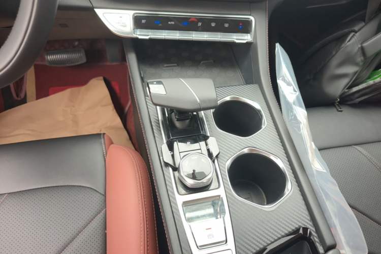 Used CHANGAN Eado 2022 PLUS Blue Whale NE 1.4T GDI DCT Flagship Edition Gear Lever