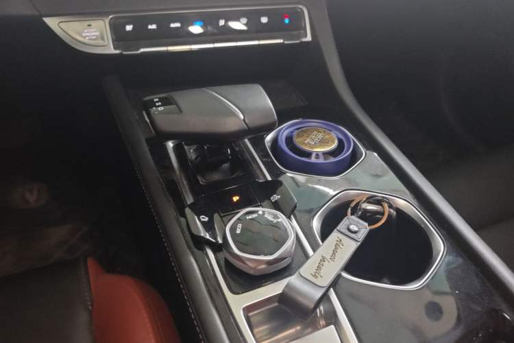 Used CHANGAN Eado 2022 PLUS Blue Whale NE 1.4T GDI DCT Flagship Edition Gear Lever