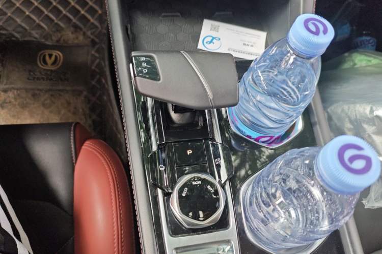Used CHANGAN Eado 2022 PLUS Blue Whale NE 1.4T GDI DCT Flagship Edition Gear Lever