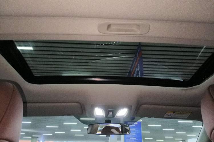 Used CHANGAN Eado 2022 PLUS Blue Whale NE 1.4T GDI DCT Prestige Edition Headliner