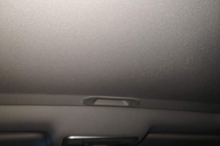 Used CHANGAN Eado 2022 PLUS 1.6L GDI CVT Luxury Model Headliner