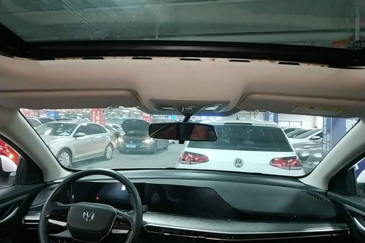 Used CHANGAN Eado 2022 PLUS Blue Whale NE 1.4T GDI DCT Prestige Edition Headliner