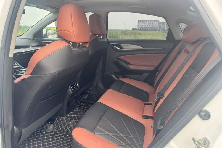 Used CHANGAN Eado 2022 PLUS Blue Whale NE 1.4T GDI DCT Flagship Edition Interior 1