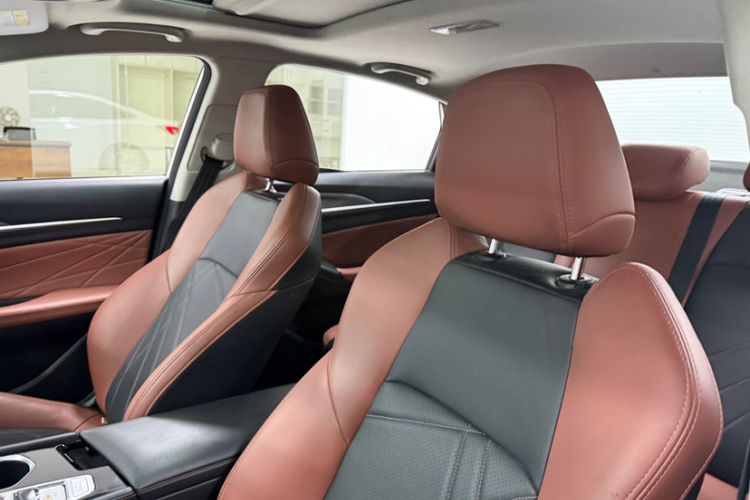 Used CHANGAN Eado 2022 PLUS Blue Whale NE 1.4T GDI DCT Prestige Edition Interior 3
