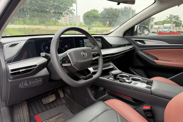 Used CHANGAN Eado 2022 PLUS Blue Whale NE 1.4T GDI DCT Prestige Edition Interior 5