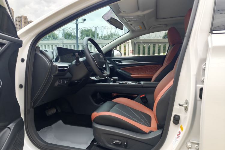 Used CHANGAN Eado 2022 PLUS Blue Whale NE 1.4T GDI DCT Flagship Edition Interior 7