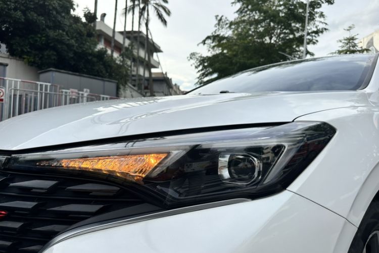 Used CHANGAN Eado 2022 PLUS Blue Whale NE 1.4T GDI DCT Prestige Edition Left Front Headlight