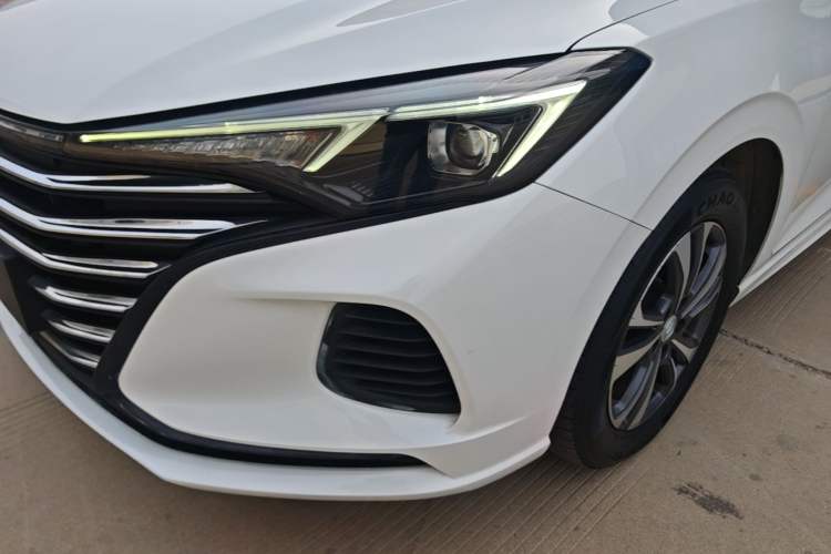 Used CHANGAN Eado 2022 PLUS 1.6L GDI CVT Luxury Model Left Front Headlight