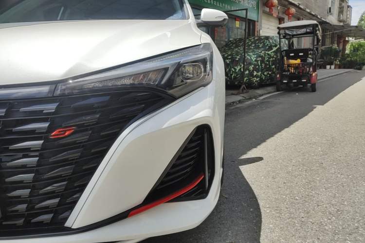 Used CHANGAN Eado 2022 PLUS Blue Whale NE 1.4T GDI DCT Flagship Edition Left Front Headlight