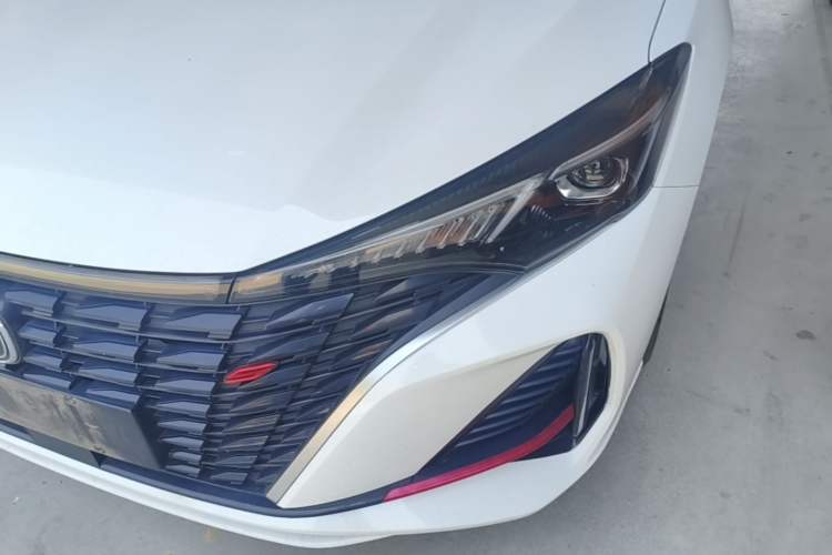 Used CHANGAN Eado 2022 PLUS Blue Whale NE 1.4T GDI DCT Prestige Edition Left Front Headlight