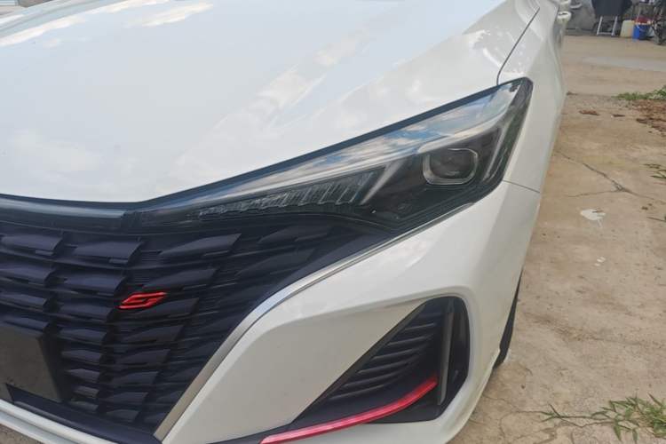 Used CHANGAN Eado 2022 PLUS Blue Whale NE 1.4T GDI DCT Prestige Edition Left Front Headlight
